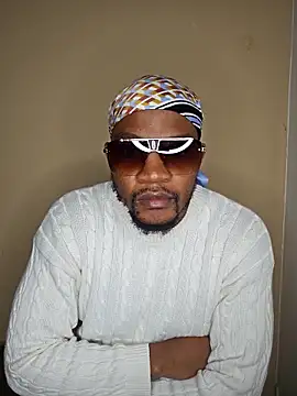 sgid8192 online show from February 14, 9:55 pm