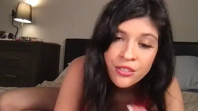 Snapshot of Livis_world chatting on November 7, 11:16 pm Livis world online show from November 7, 11:16 pm