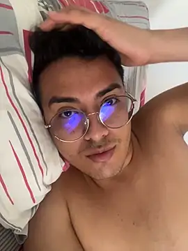 JohnBelRose online show from November 30, 1:15 pm