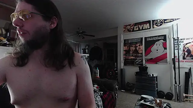 biggerisbetter12 online show from June 4, 2:17 am
