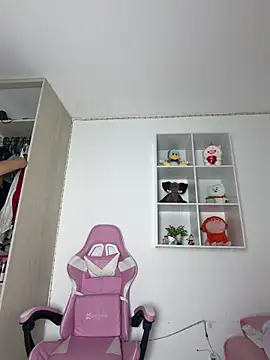  Alicee 1 online show from March 25, 1:11 am