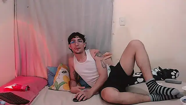 Gaia 16 online show from February 17, 8:15 pm