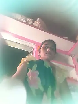 Snapshot of Pooja_shre chatting on June 28, 2:28 am Pooja shre online show from June 28, 2:28 am