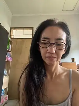 princessD077 online show from November 3, 2:02 am