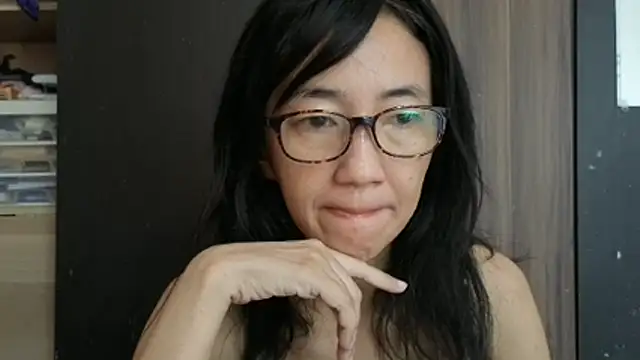 Snapshot of princessD077 chatting on June 30, 3:40 am princessD077 online show from June 30, 3:40 am