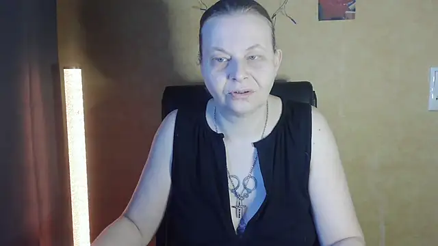 Diamond Bite online show from November 15, 7:16 am