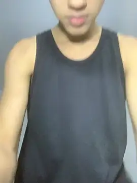 Snapshot of Alex_king17 chatting on July 8, 5:23 am Alex king17 online show from July 8, 5:23 am