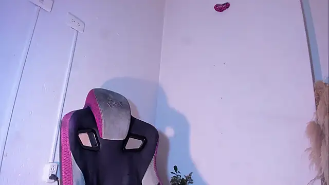 bad girl xxx online show from March 1, 8:11 pm