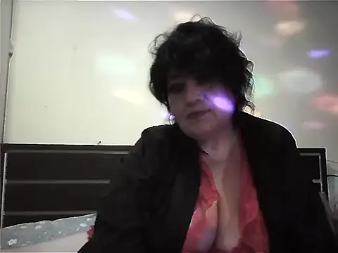 Laura Sky  online show from November 2, 6:10 pm