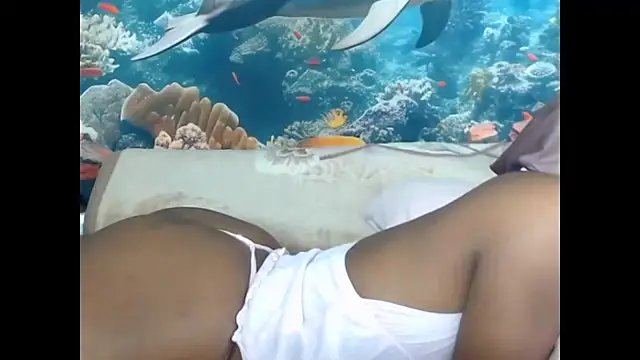 Snapshot of AfricanBarbiee69 chatting on July 21, 8:33 pm AfricanBarbiee69 online show from July 21, 8:33 pm