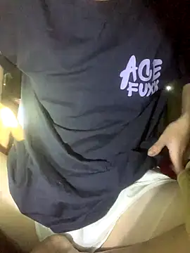 Snapshot of Mika691_ chatting on November 3, 2:35 am Mika691  online show from November 3, 2:35 am