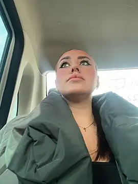 KiraSunshine online show from April 15, 4:30 am