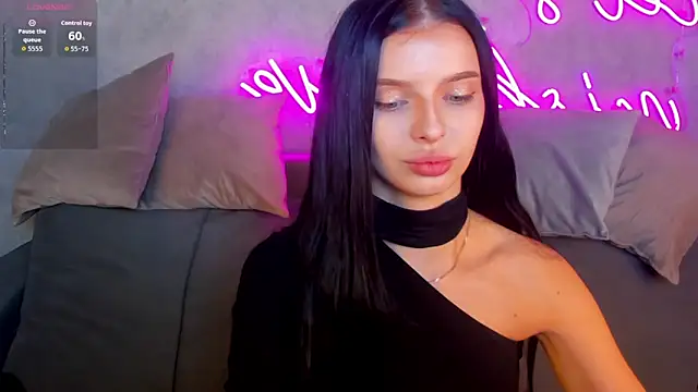 Eva Mayers online show from November 6, 12:55 am