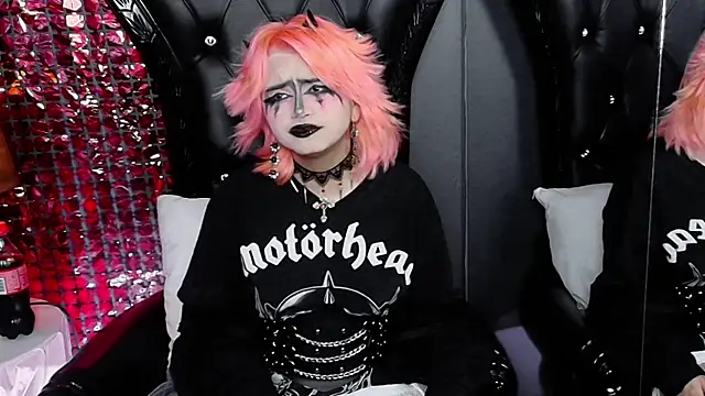 Navier   online show from January 5, 9:07 pm