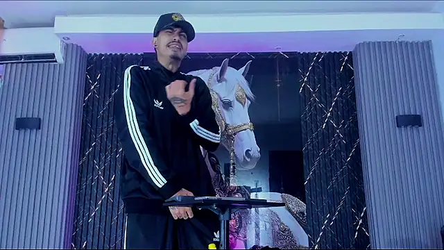 handsome boys22 online show from December 22, 12:24 pm