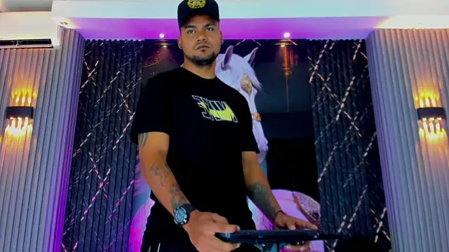 handsome boys22 online show from January 11, 1:27 pm