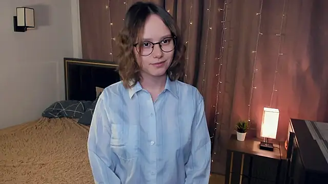 DenaDubberly online show from November 6, 8:10 pm