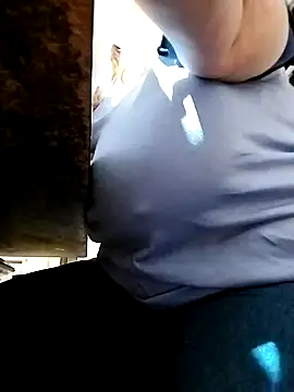 JennyInVegas online show from November 27, 4:09 pm