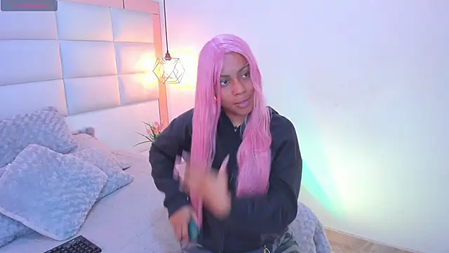 Snapshot of Sofia_clk chatting on February 17, 3:14 am Sofia clk online show from February 17, 3:14 am