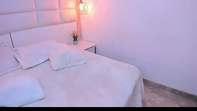 Sofia clk online show from April 3, 3:04 am