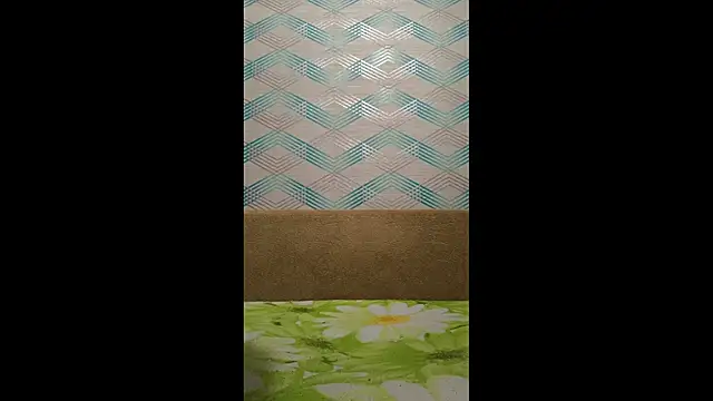 Andruu  online show from November 3, 9:27 pm