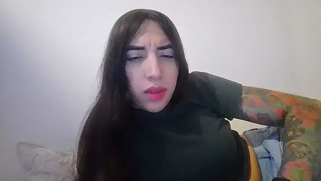 Snapshot of valeriahornier chatting on June 22, 3:58 am valeriahornier online show from June 22, 3:58 am
