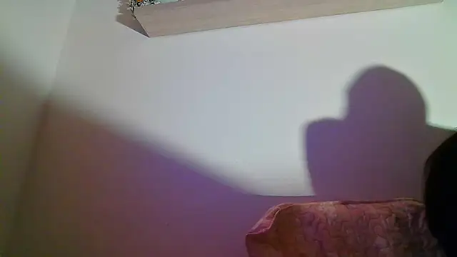 Snapshot of valeriahornier chatting on July 14, 11:32 pm valeriahornier online show from July 14, 11:32 pm