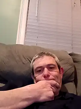 Snapshot of burby79 chatting on March 22, 9:23 am burby79 online show from March 22, 9:23 am