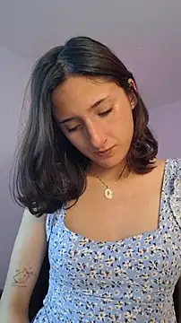 Snapshot of princess_foxxy chatting on November 28, 4:04 am princess foxxy online show from November 28, 4:04 am