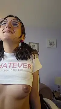 Snapshot of princess_foxxy chatting on December 19, 10:39 pm princess foxxy online show from December 19, 10:39 pm