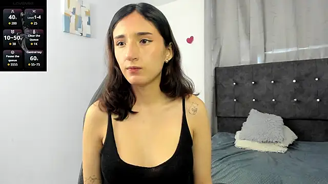 Snapshot of princess_foxxy chatting on February 26, 6:40 pm princess foxxy online show from February 26, 6:40 pm