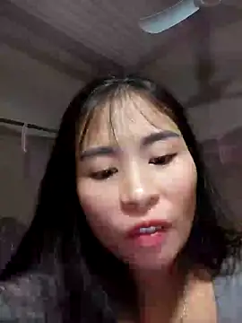 Squirrel-Pear online show from November 4, 2:49 pm