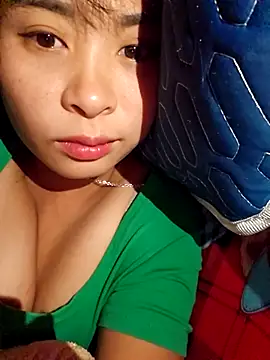 Squirrel-Pear online show from November 26, 10:11 pm