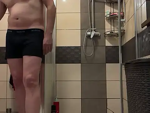 kon77777 online show from April 25, 6:16 pm