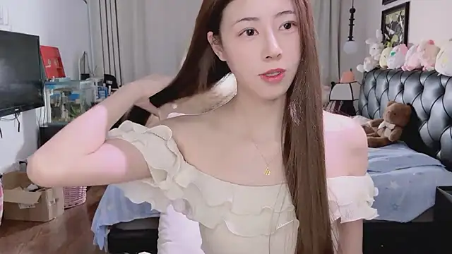 Snapshot of Onecutelittle chatting on August 6, 6:37 am Onecutelittle online show from August 6, 6:37 am