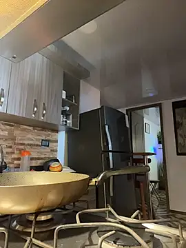 FreszX online show from February 20, 3:34 pm