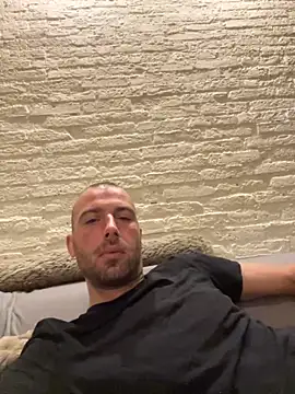 Rotteei1 online show from November 1, 6:59 am