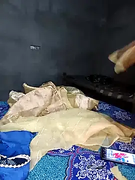 Hot cauple indian online show from May 8, 7:03 am