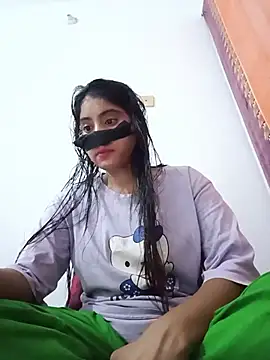 Snapshot of Hot_Angle chatting on June 13, 2:48 pm Hot Angle online show from June 13, 2:48 pm