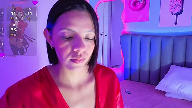 Aria Russo online show from April 15, 3:30 pm