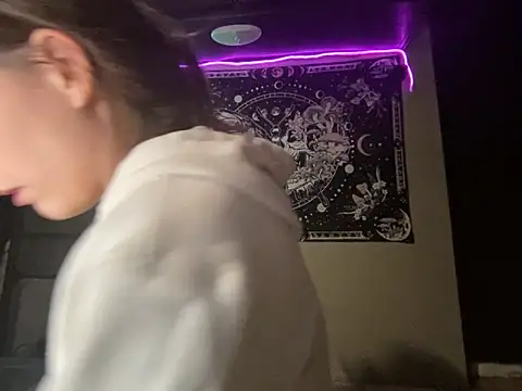 Thedeepwebcutie online show from April 18, 6:50 am