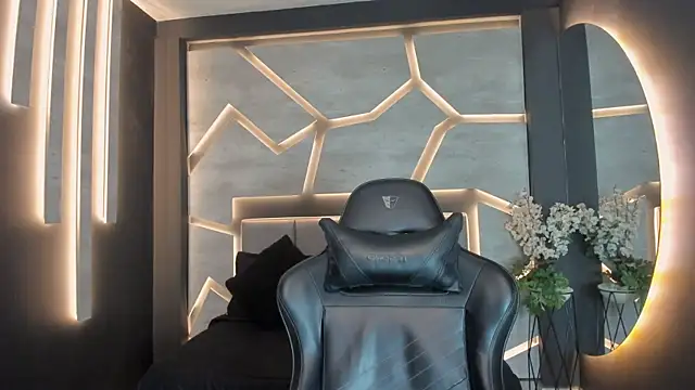 ArohomLester online show from November 6, 11:00 am