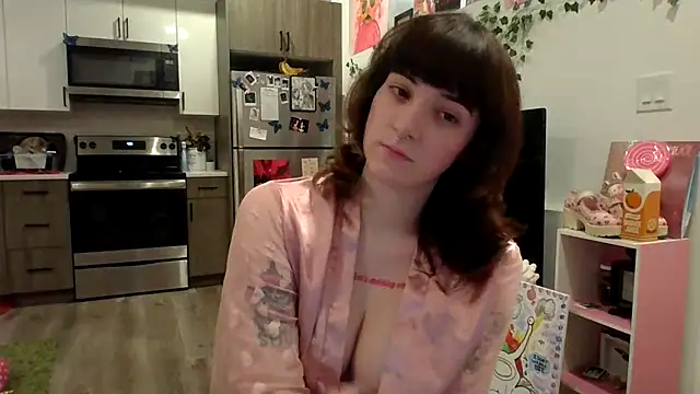 Trickylucy555 online show from November 5, 9:31 am