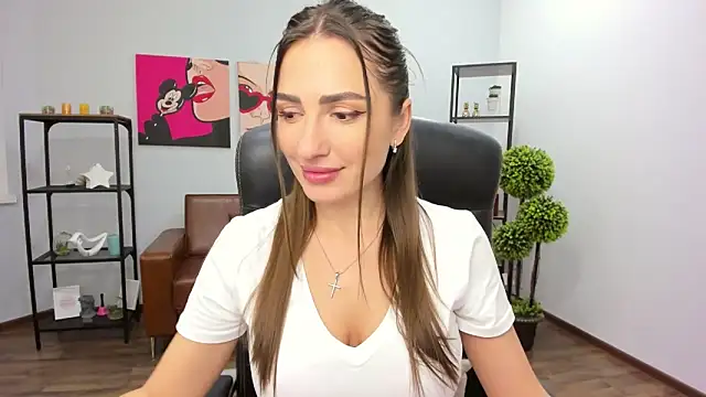 LaraSmelal online show from November 4, 5:39 am