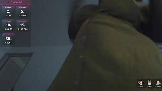 NxyChloe online show from March 25, 11:00 pm