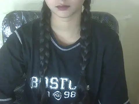 Snapshot of shimz_ chatting on November 13, 5:50 am shimz online show from November 13, 5:50 am