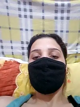 SandyAmr online show from November 2, 7:44 am