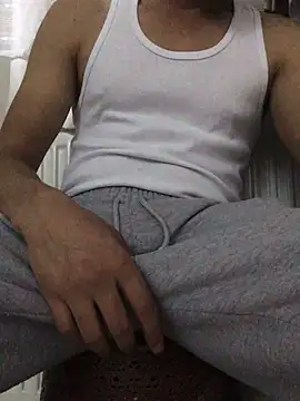 Snapshot of Axe-man_44 chatting on October 20, 5:13 pm Axe-man 44 online show from October 20, 5:13 pm