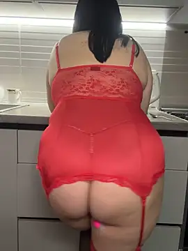 Love  Mom online show from November 3, 10:42 pm