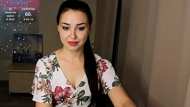 Snapshot of Cute_Maria_ chatting on June 15, 7:27 pm Cute Maria online show from June 15, 7:27 pm